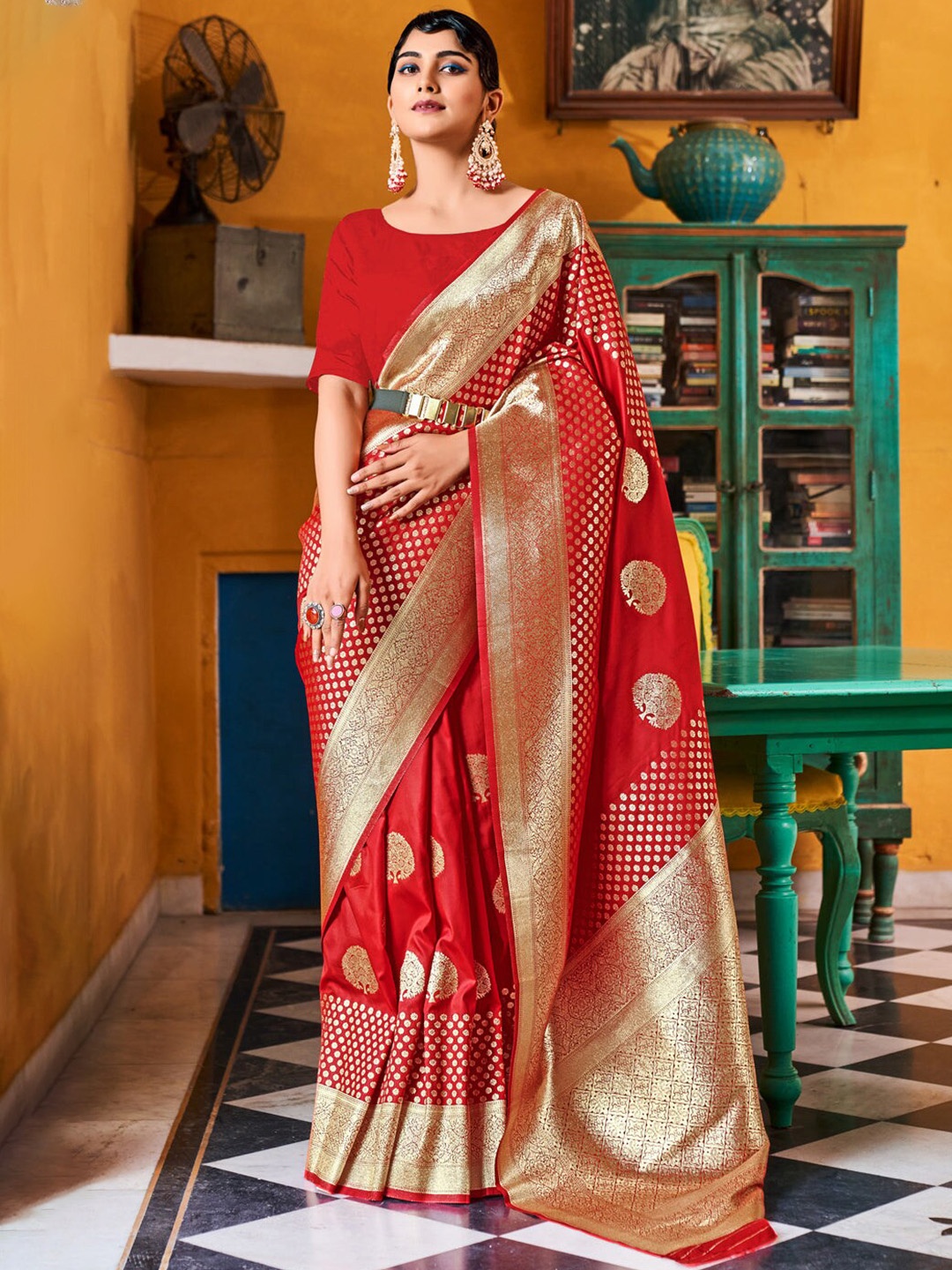 

MySilkLove Woven Design Zari Silk Blend Banarasi Saree, Red