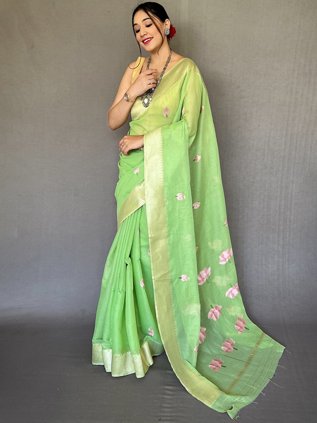 

MySilkLove Floral Zari Pure Cotton Saree, Green