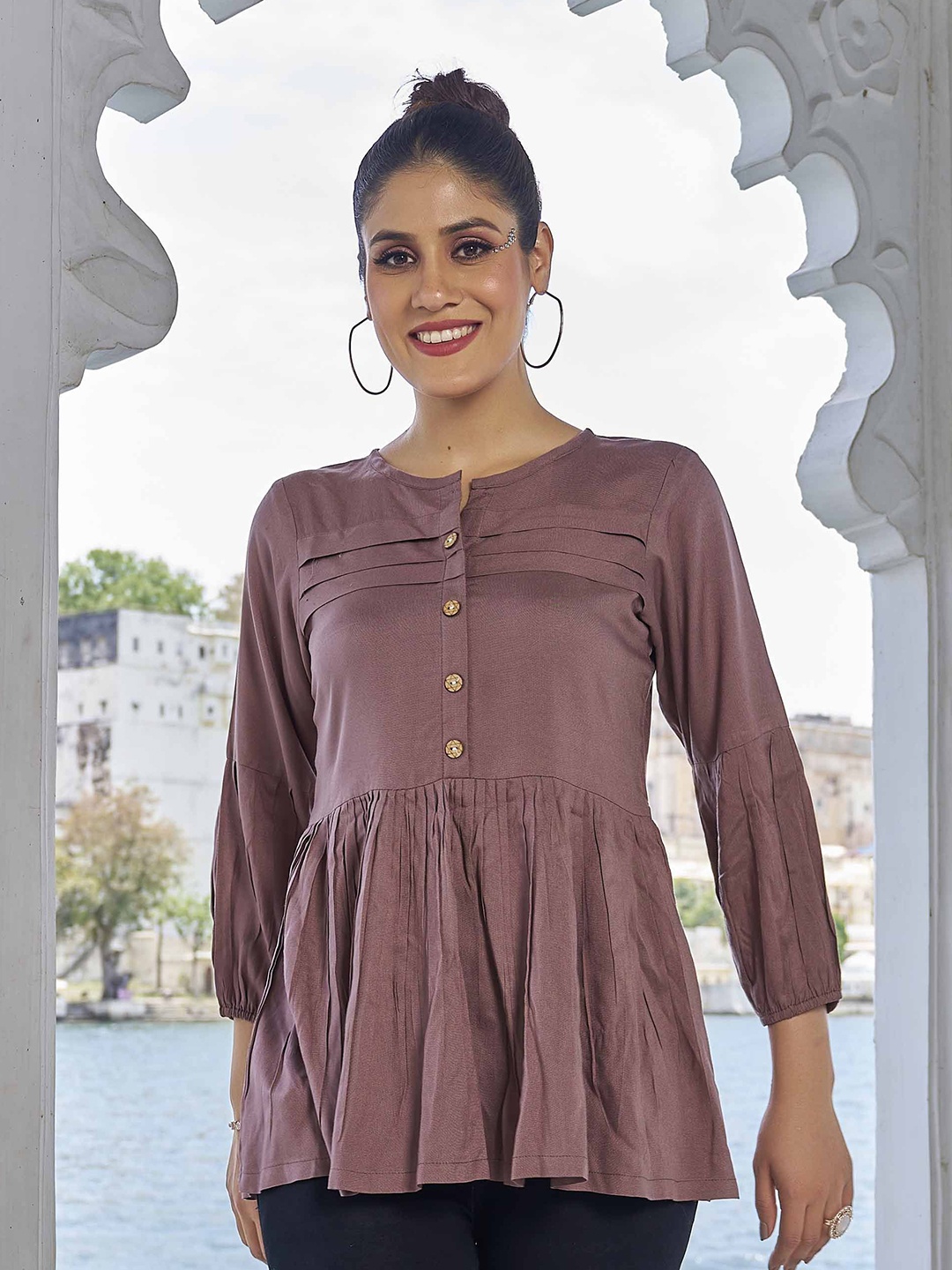 

PEACH PIPER Gathers Detailed Tunic, Brown