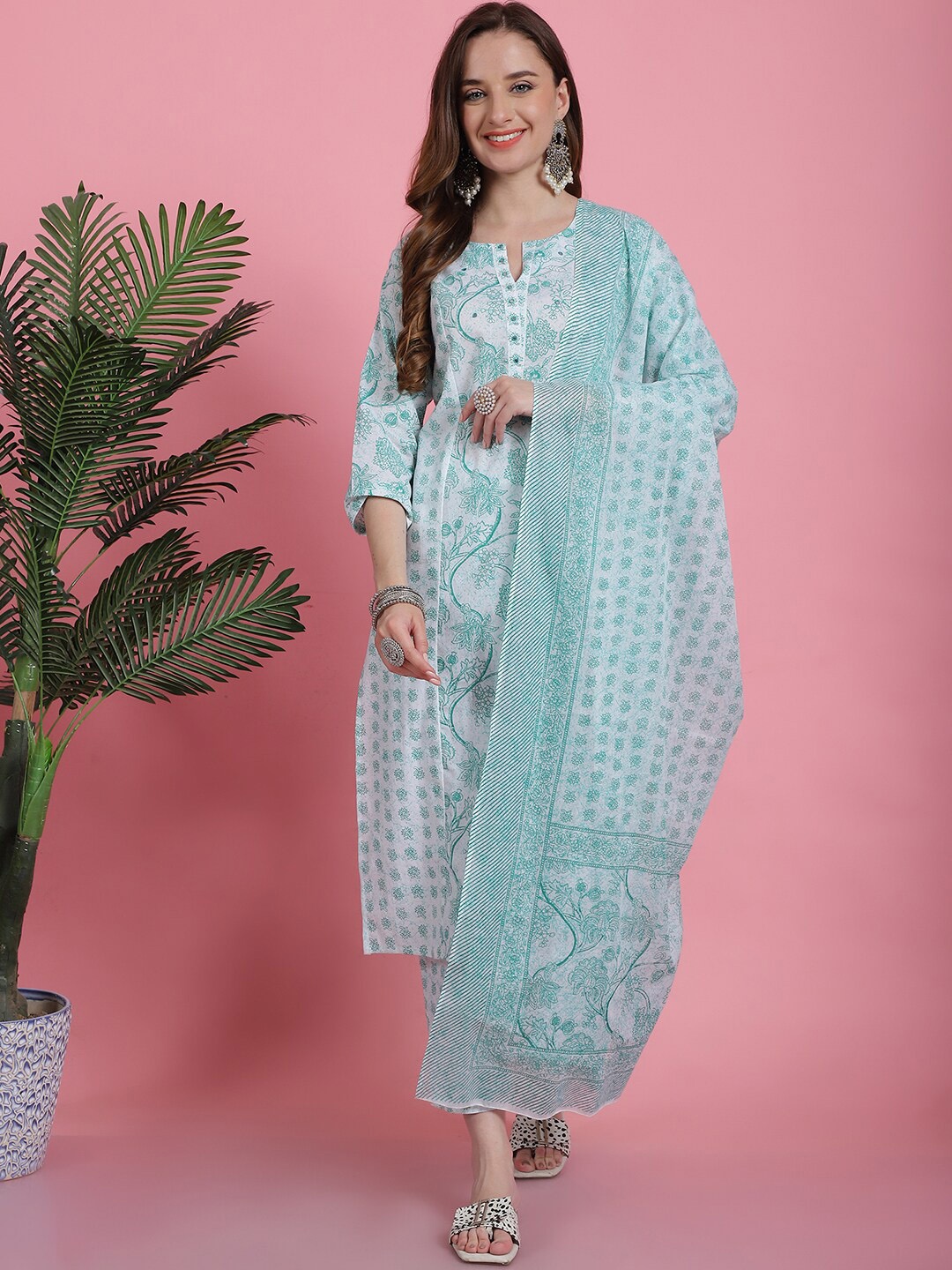 

Prakrti Green Floral Printed Regular Pure Cotton Straight Kurta With Trousers & Dupatta