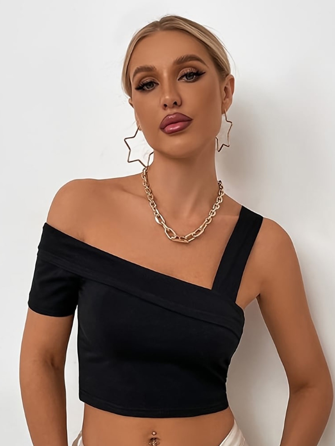 

Stylecast X KPOP Off Shoulder Cotton Crop Top, Black