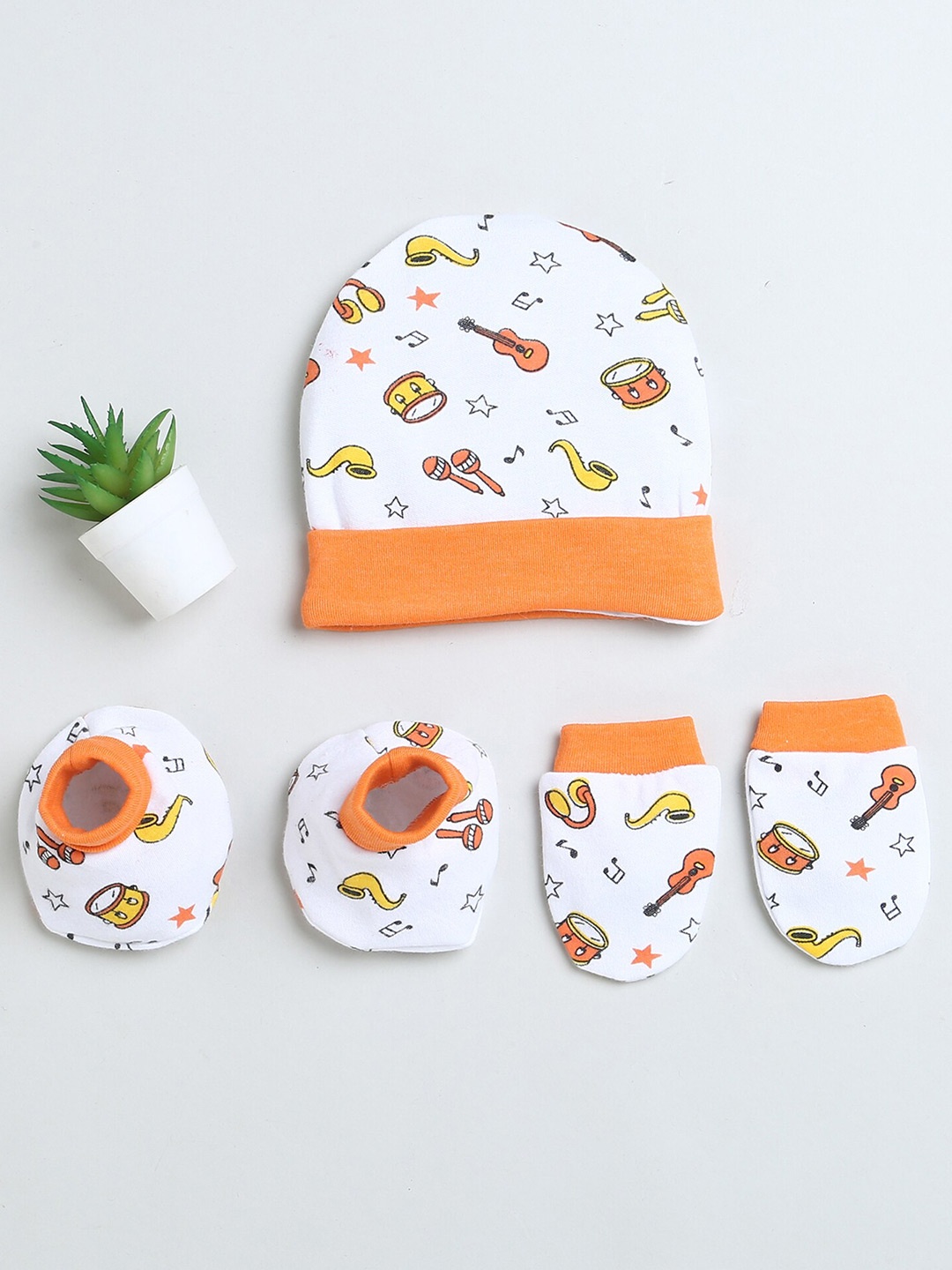 

BUMZEE Infants Girls Printed Cotton Beanie, White