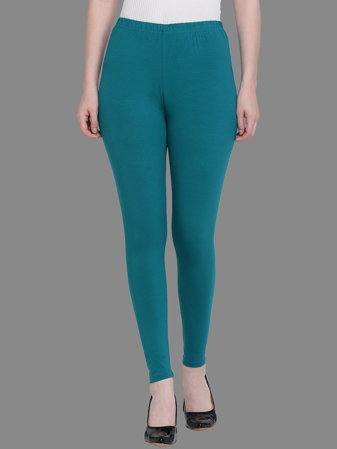 

FFU Women Ankle-length Leggings, Green