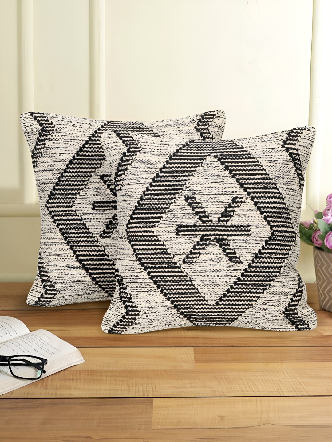 

eyda Black & White 2 Pieces Embroidered Square Cotton Cushion Covers