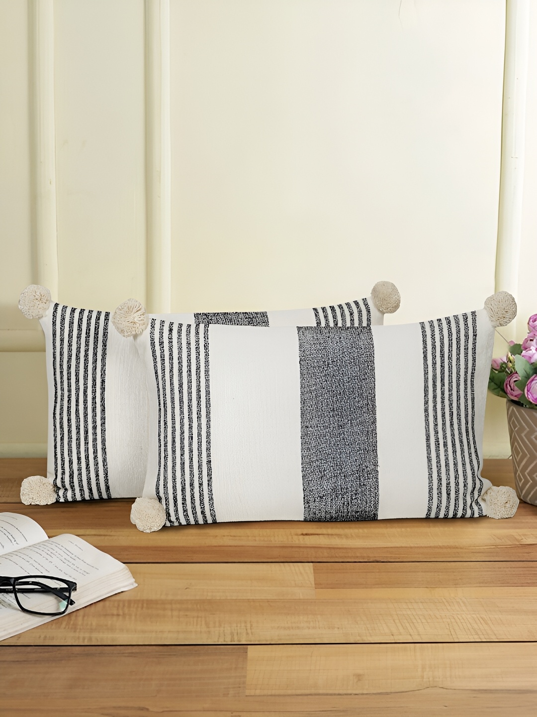

eyda Black 2 Pieces Embroidered Rectangle Cotton Cushion Covers