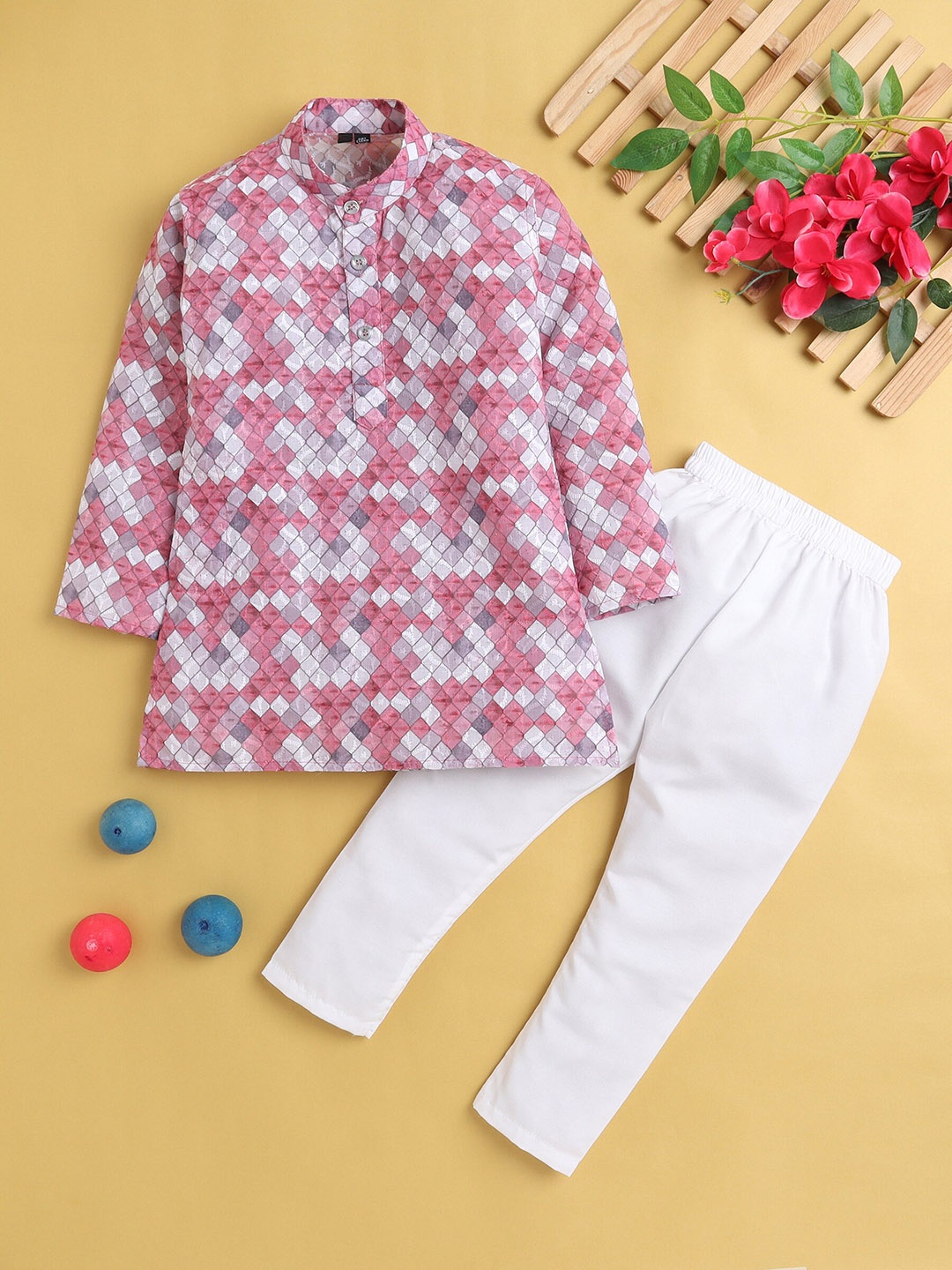 

Jeetethnics Boys Geometric Print Mandarin Collar Regular Straight Kurta With Pyjamas, Burgundy