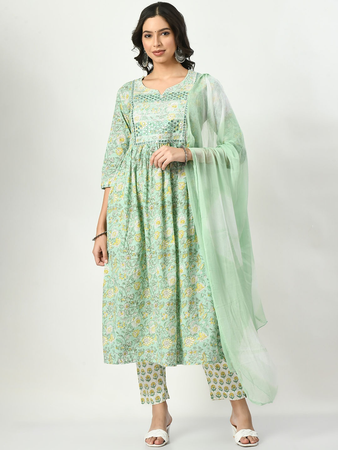 

AnjuShree Choice Ethnic Motifs Embroidered Pure Cotton Kurta with Trousers &Dupatta, Green