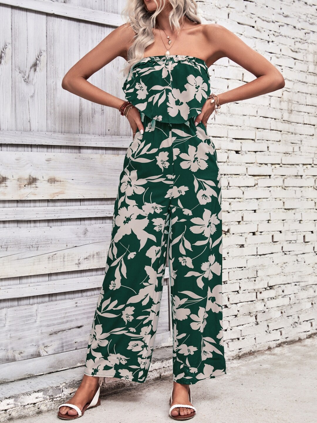 

StyleCast Green Off-Shoulder Printed Basic Jumpsuit