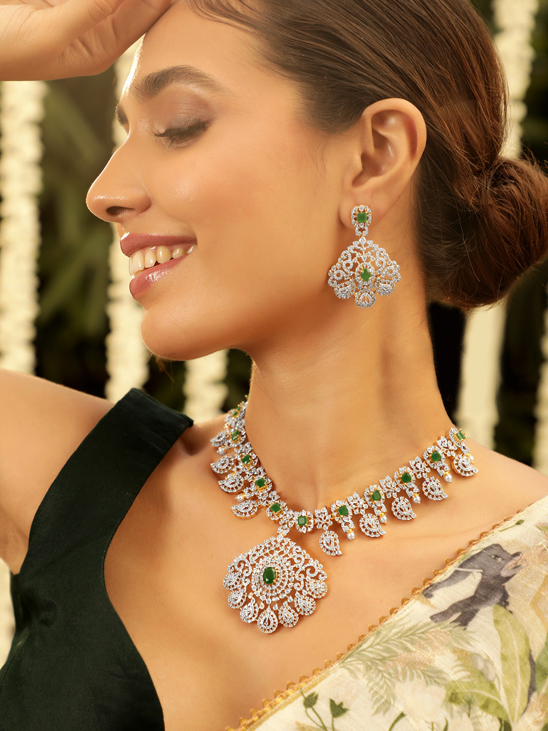 

Rubans 22KT Gold Plated Luxury AAA Cubic Zircona And Emerald Studded Necklace Set