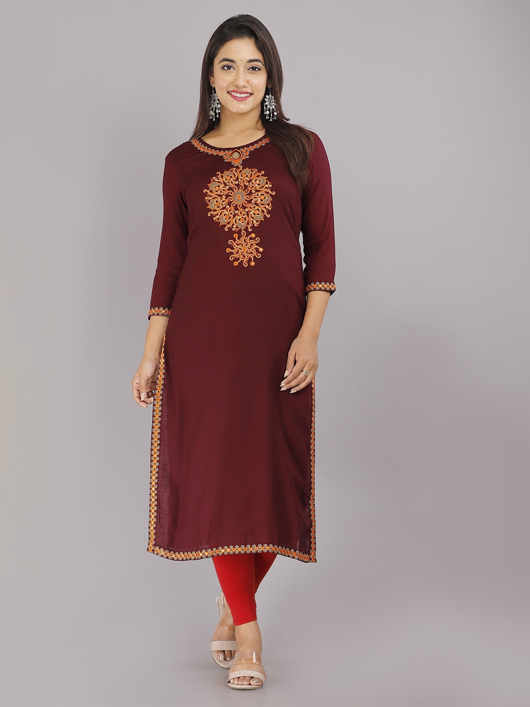 

STYLE ANGEL Round Neck Embroidered Straight Kurta, Maroon