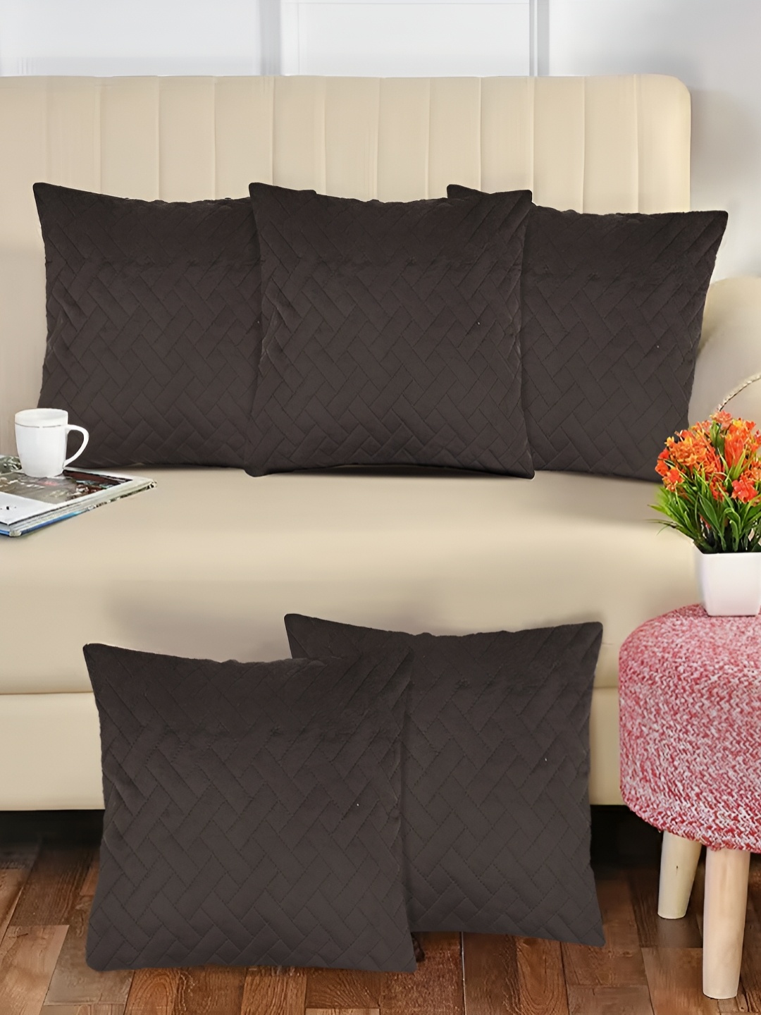 

RRC Brown 5 Pieces Velvet Square Cushion Covers