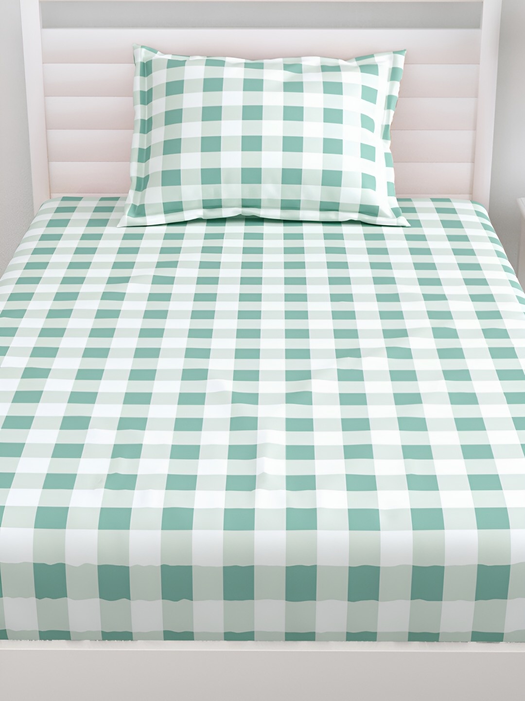 

haus & kinder White & Green Geometric 186 TC Pure Cotton Single Bedsheet With Pillow Cover