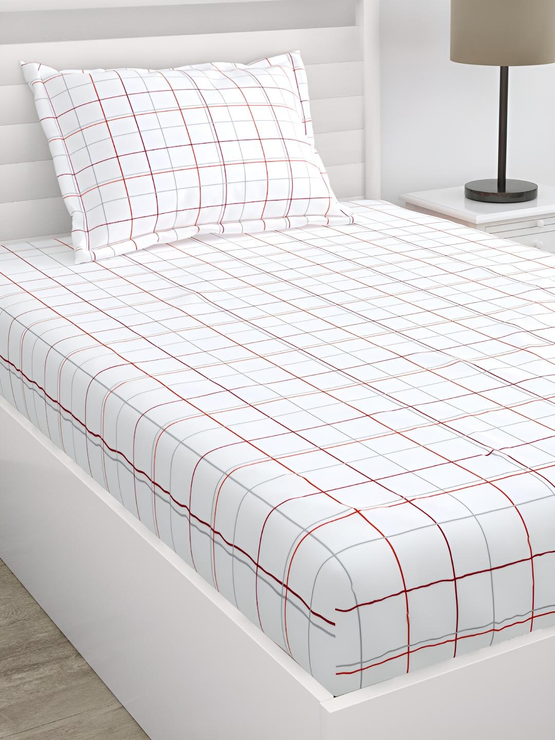 

haus & kinder White & Red Geometric 186 TC Pure Cotton Single Bedsheet with Pillow Cover