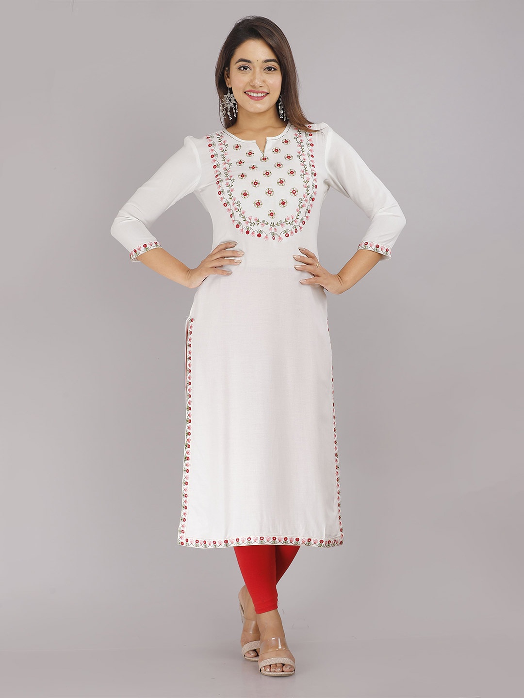 

STYLE ANGEL Notch Neck Embroidered Straight Kurta, White