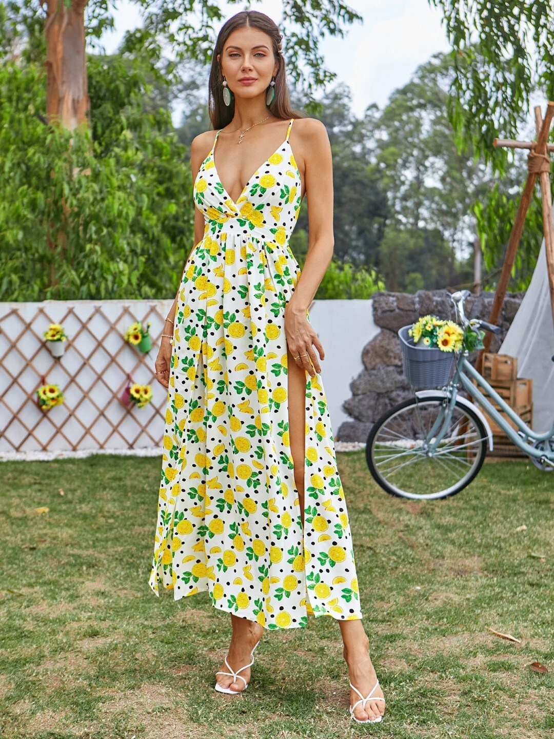 

Stylecast X KPOP Floral Printed Shoulder Straps Gathered Midi A-Line Dress, Yellow