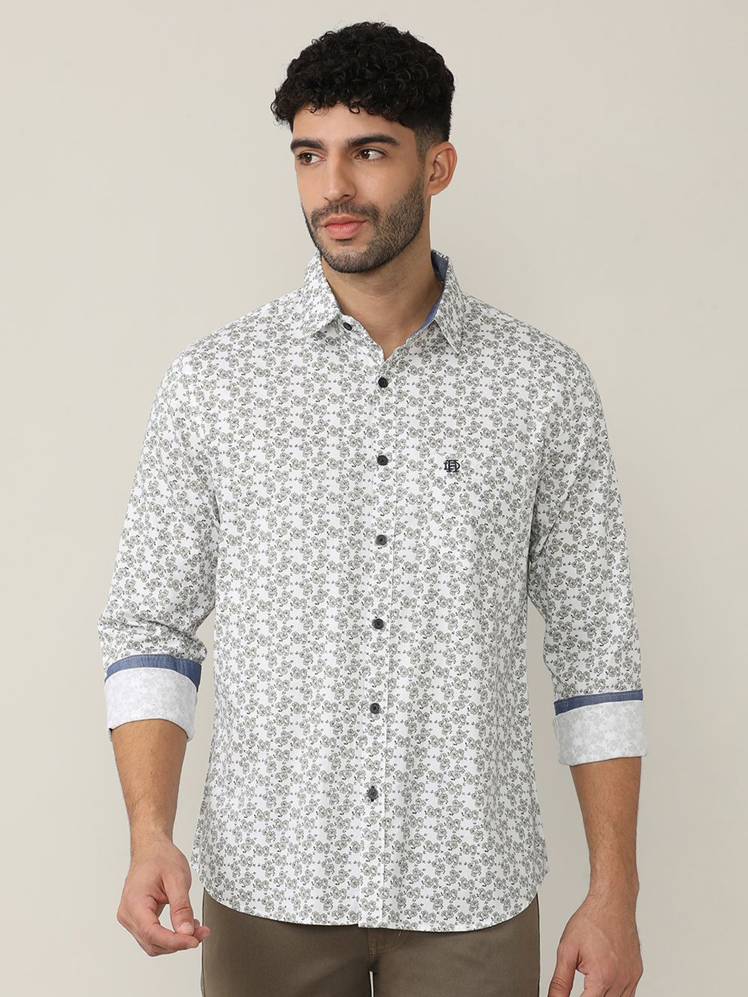 

DRAGON HILL Classic Slim Fit Floral Printed Twill Cotton Casual Shirt, Off white