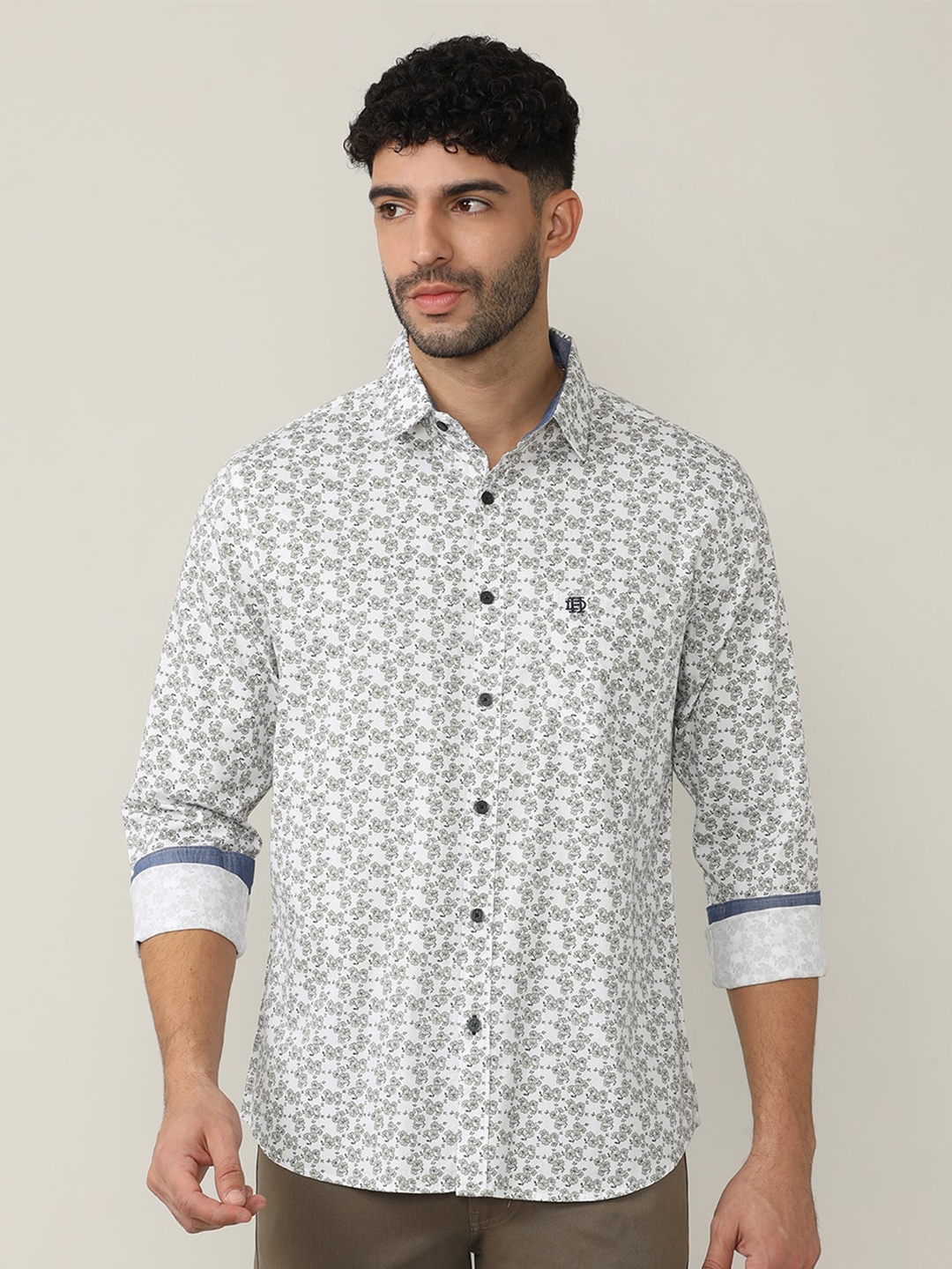 

DRAGON HILL Classic Slim Fit Floral Printed Twill Cotton Casual Shirt, Off white
