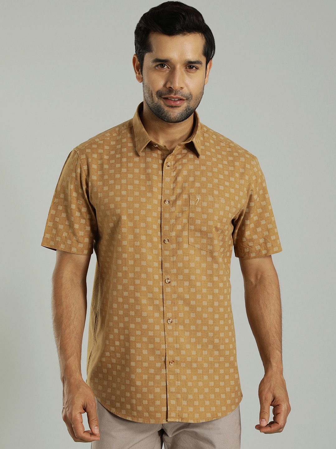 

Indian Terrain India Slim Fit Geometric Printed Spread Collar Cotton Shirt, Brown