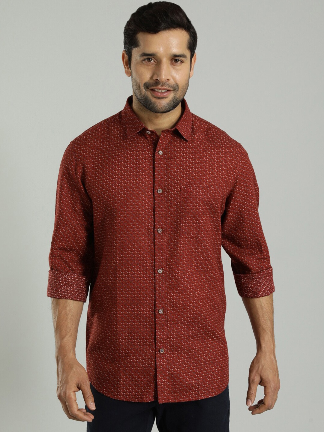 

Indian Terrain Slim Fit Micro Ditsy Spread Collar Casual Shirt, Red