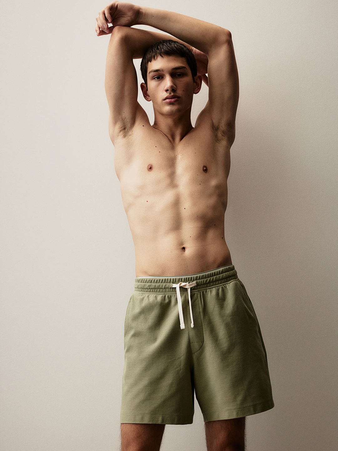 

H&M Men Pure Cotton Regular Fit Pique Shorts, Green