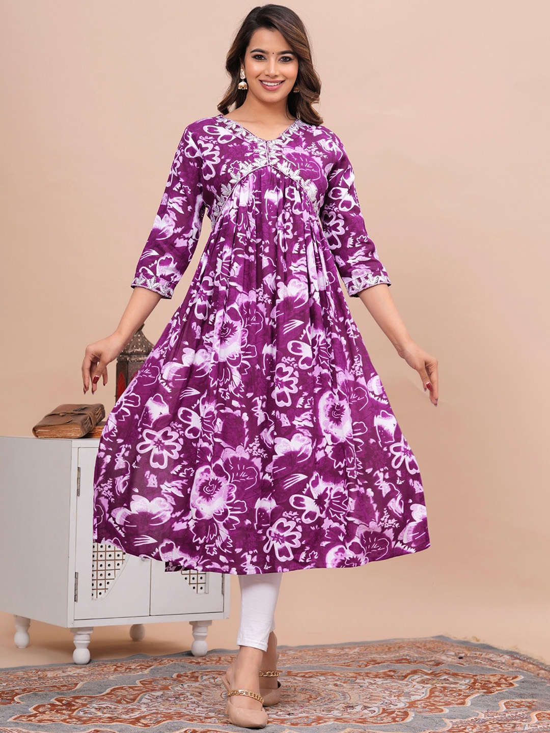 Light Daisy V Neck Floral Printed Thread Work A-Line Kurta, Purple