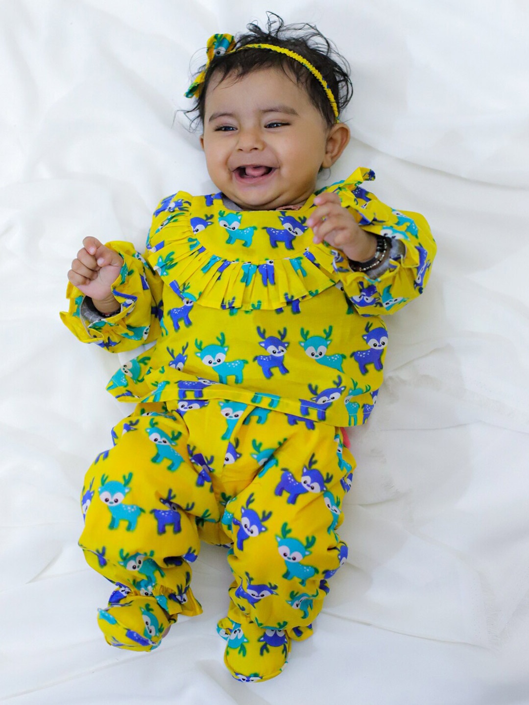 

BownBee Infants Printed Top With Dhoti Pants, Yellow