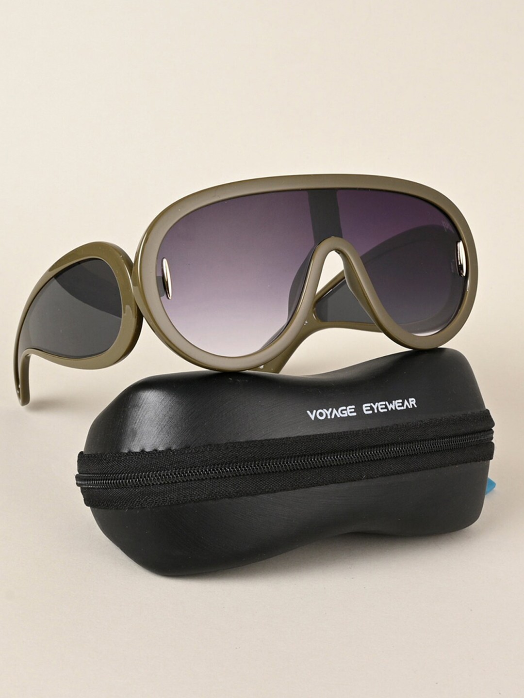 

Voyage Unisex Wayfarer Sunglasses with UV Protected Lens-3950MG4976, Grey
