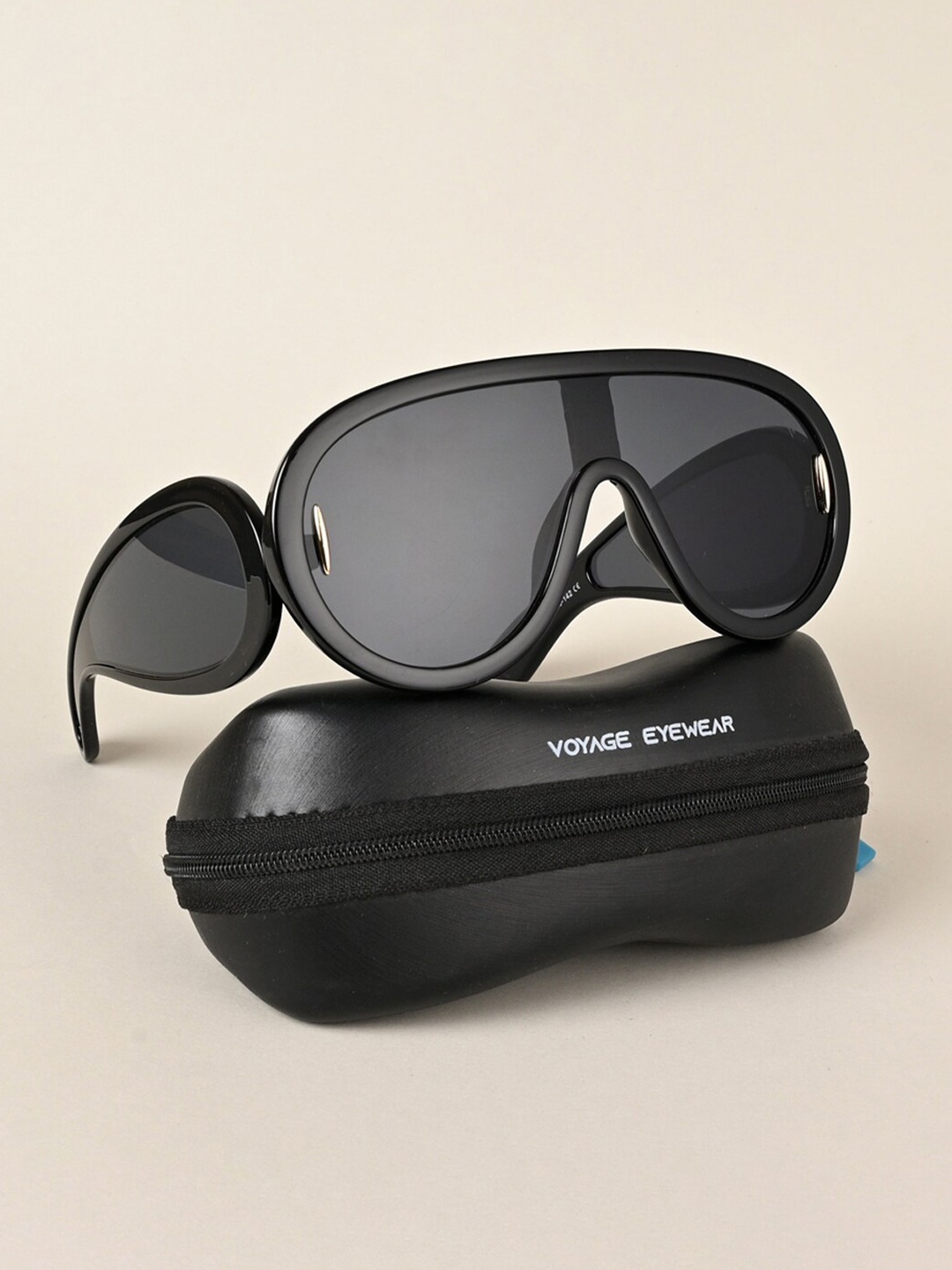 

Voyage Unisex Wayfarer Sunglasses with UV Protected Lens-3950MG4975, Black