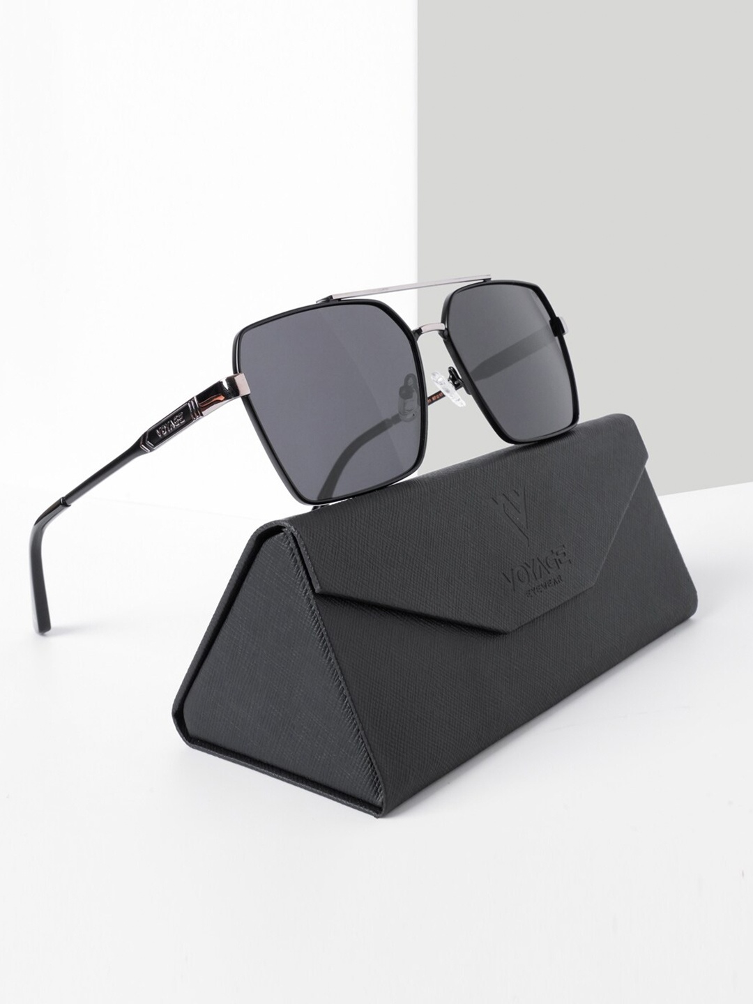 

Voyage Unisex Wayfarer Sunglasses with Polarised and UV Protected Lens-VY221011PMG5303, Black