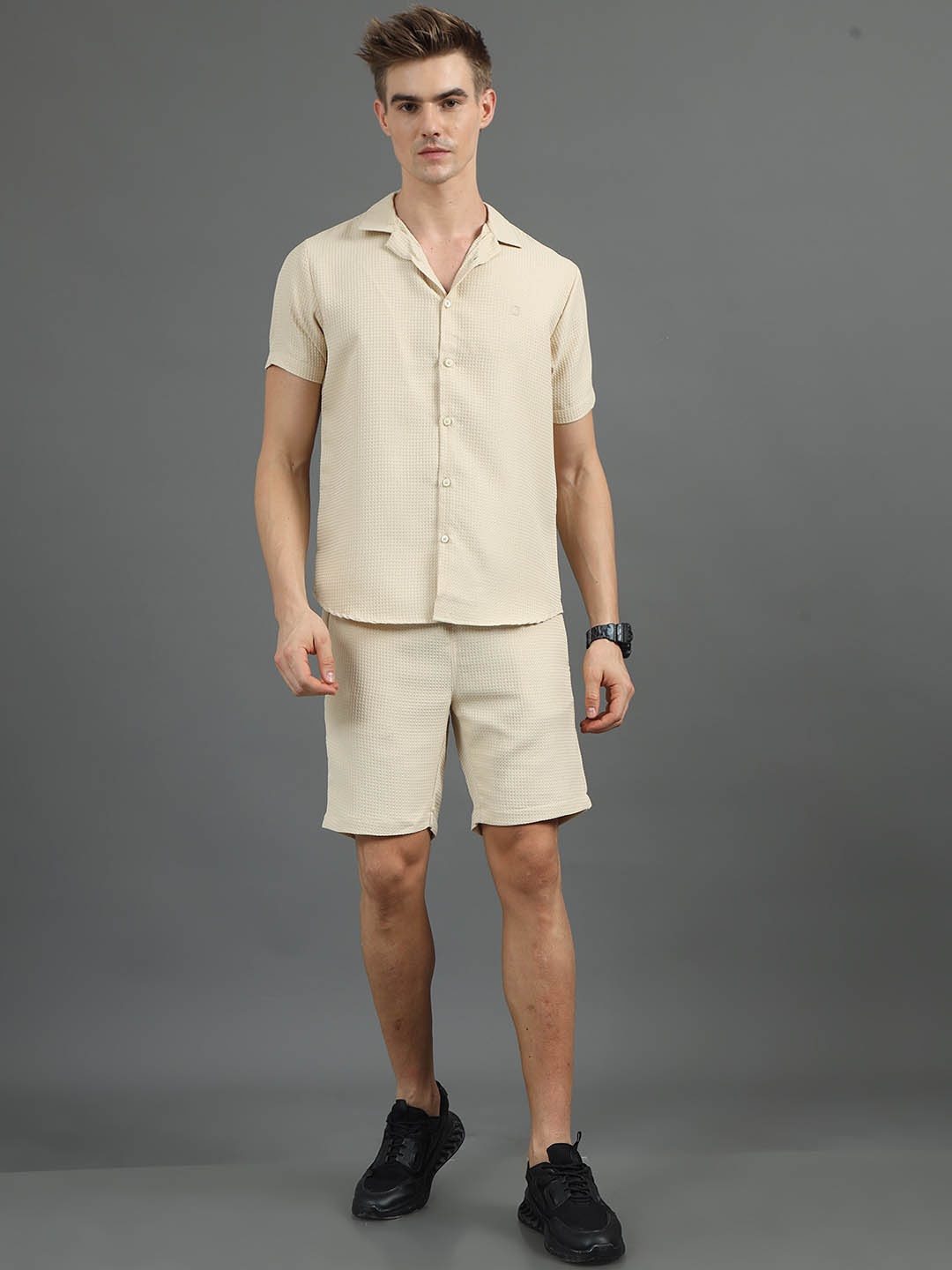 

Bushirt Woven Design Short Sleeves Shirt & Shorts, Beige