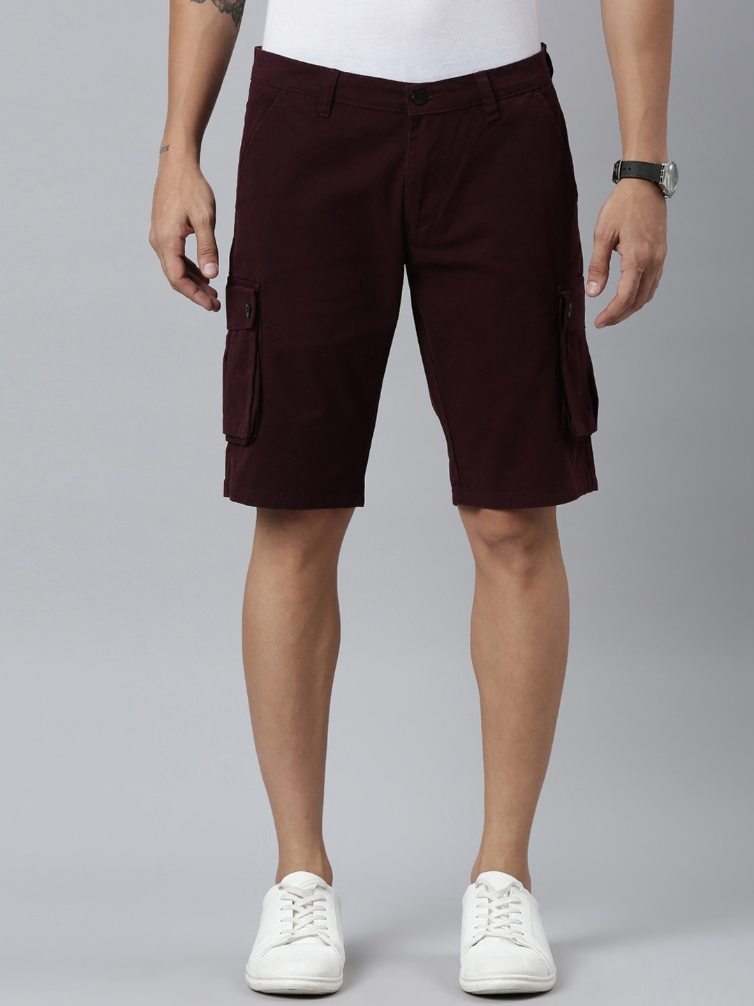 

CINOCCI Men Mid-Rise Knee Length Relaxed Fit Cotton Cargo Shorts, Maroon