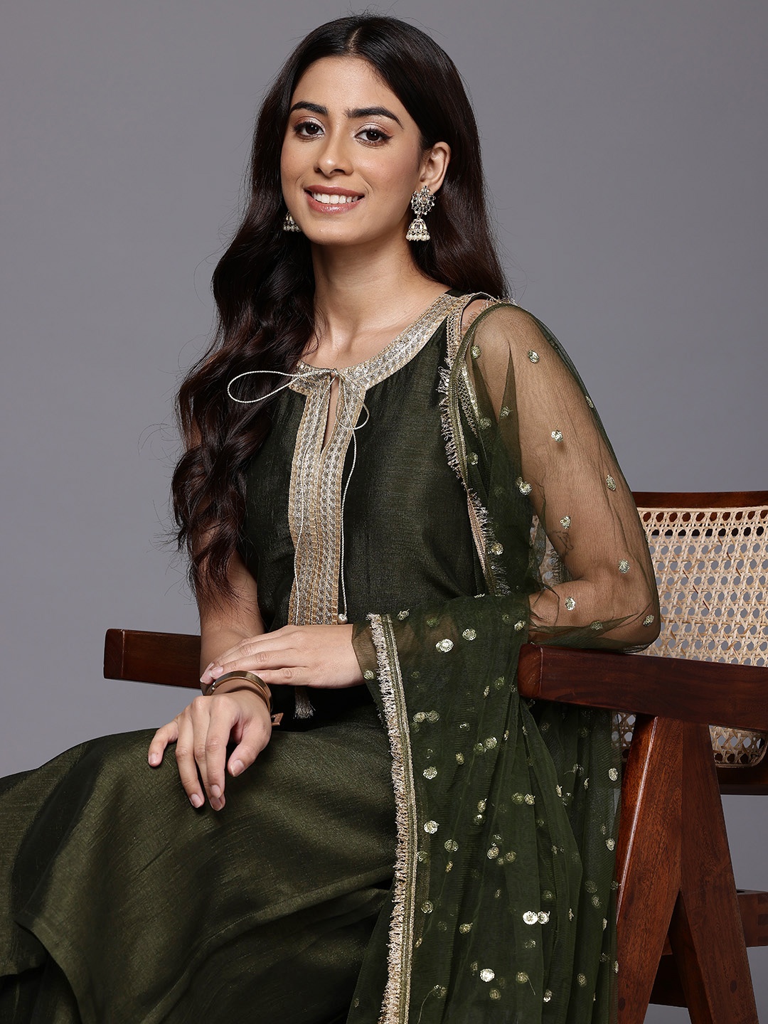 

Varanga Women Yoke Design Sequinned Kurta with Trousers & Dupatta, Olive