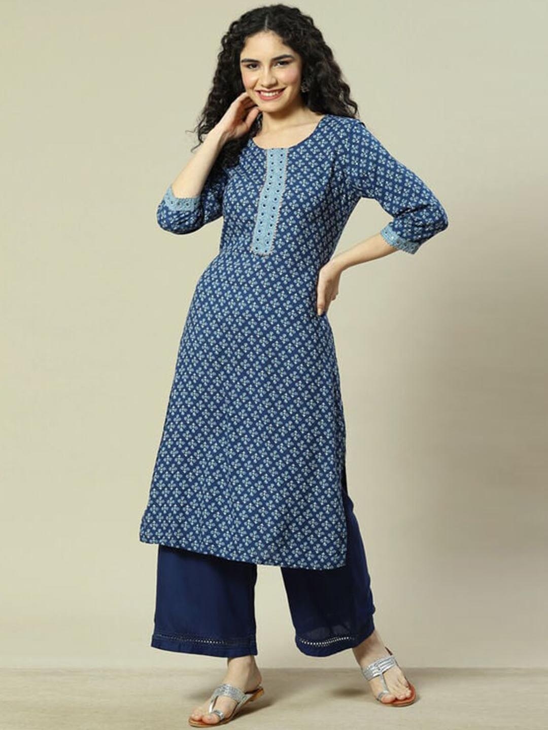 

Rangriti Floral Printed Round Neck Gotta Patti Straight Kurta With Palazzo, Blue