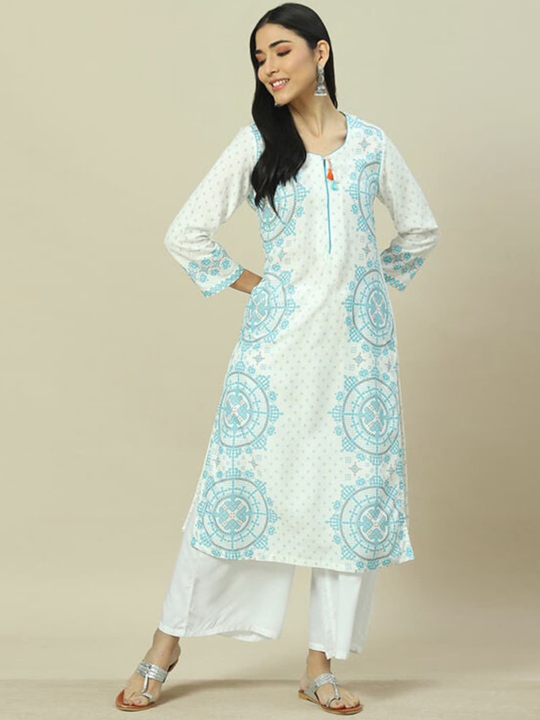 

Rangriti V Neck Embroidered Chikankari Straight Kurta, White