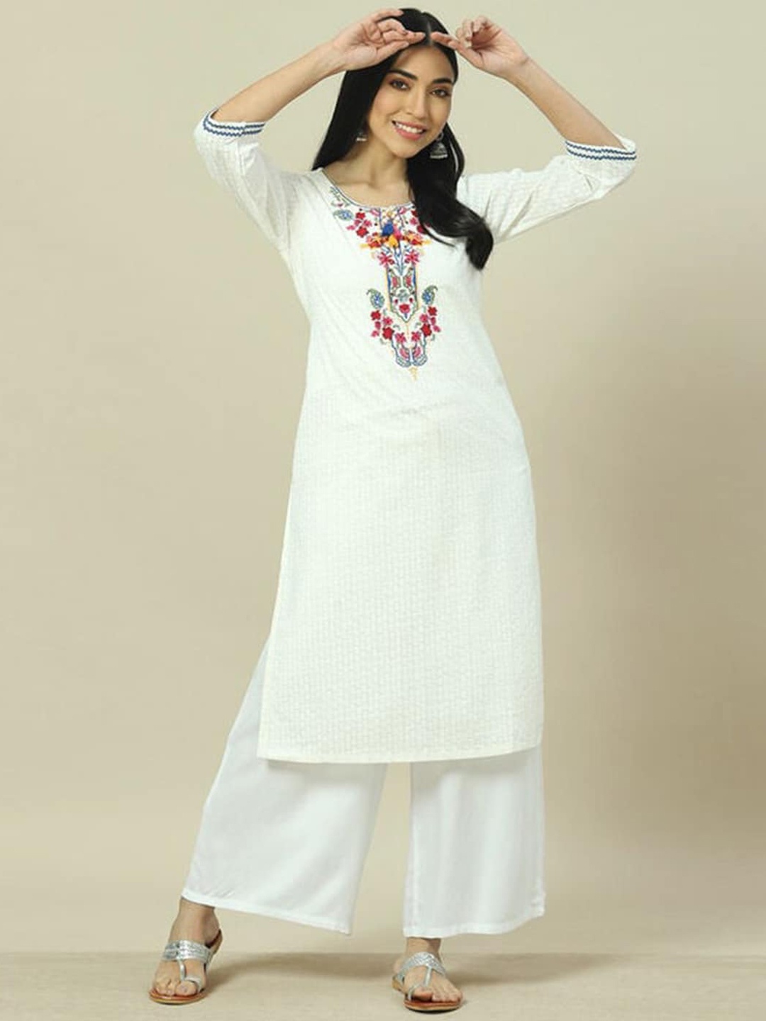 

Rangriti Round Neck Thread Work Straight Kurta, White