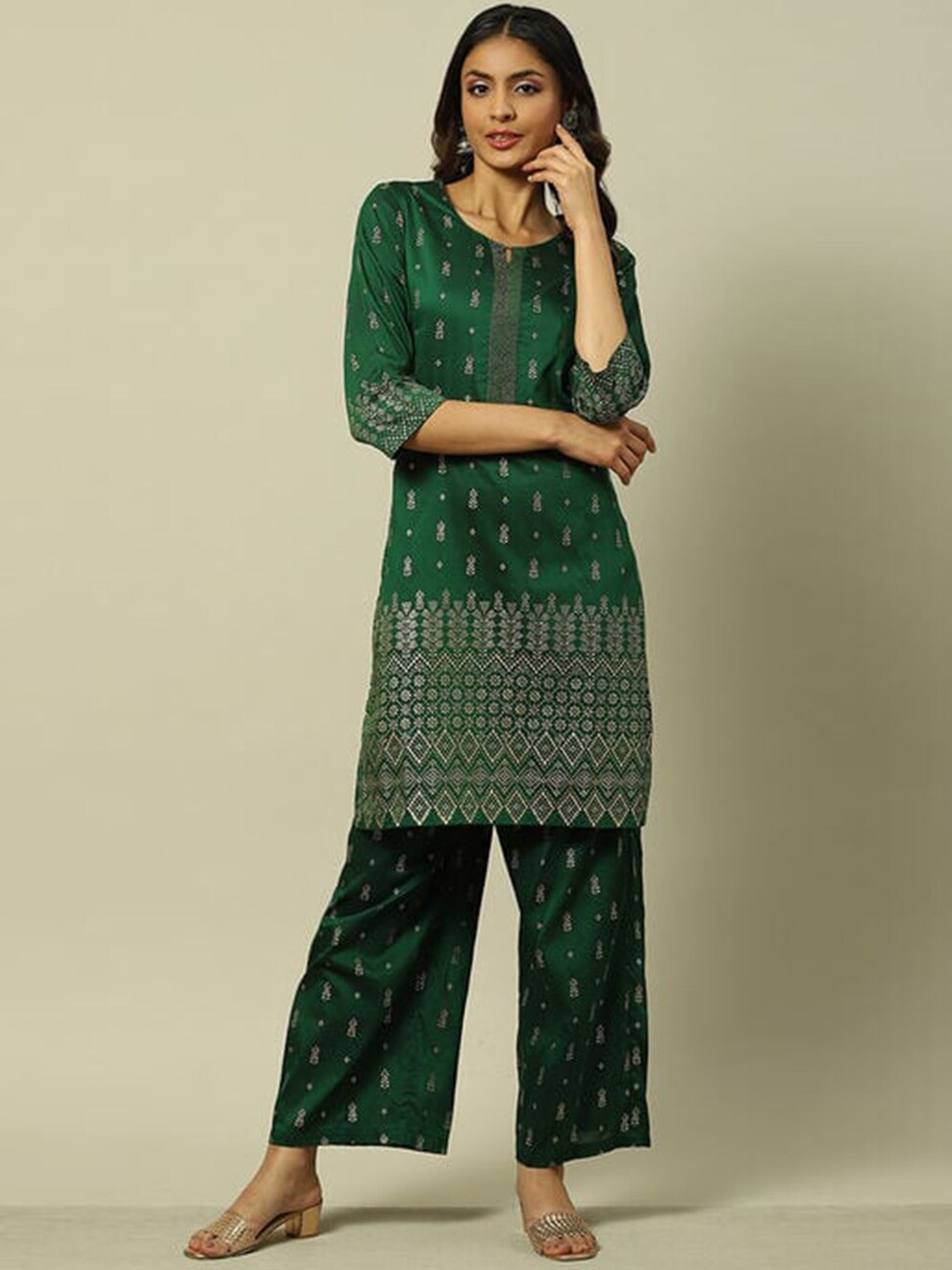 

Rangriti Ethnic Motifs Printed Regular Kurta with Palazzos, Green