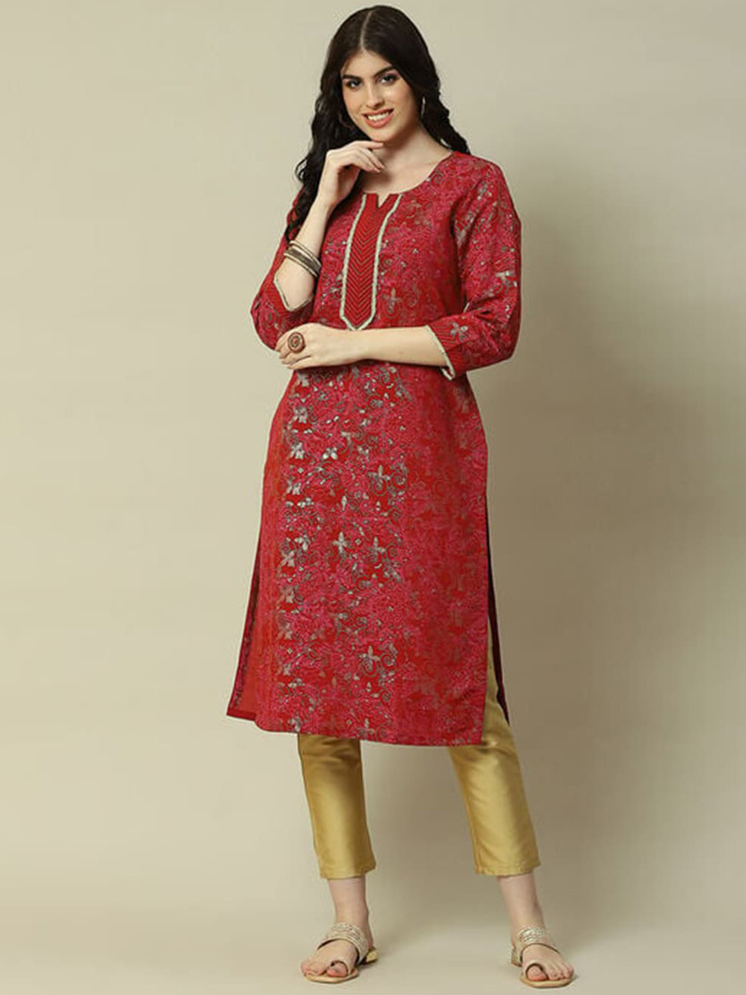 

Rangriti Plus Size Floral Printed Notch Neck Straight Kurta, Red