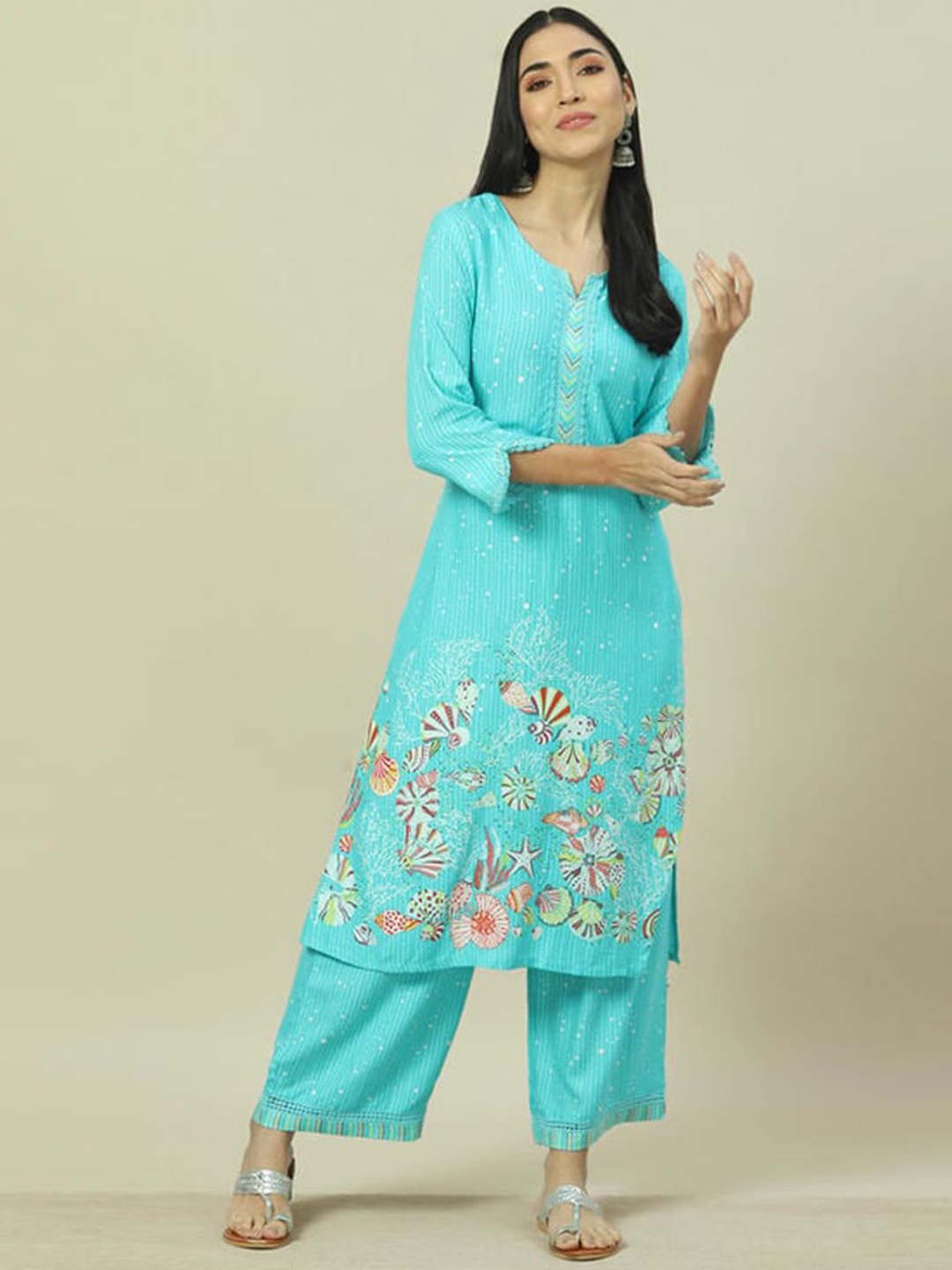 

Rangriti Ethnic Motifs Printed Notch Neck Gotta Patti Regular Straight Kurta, Sea green