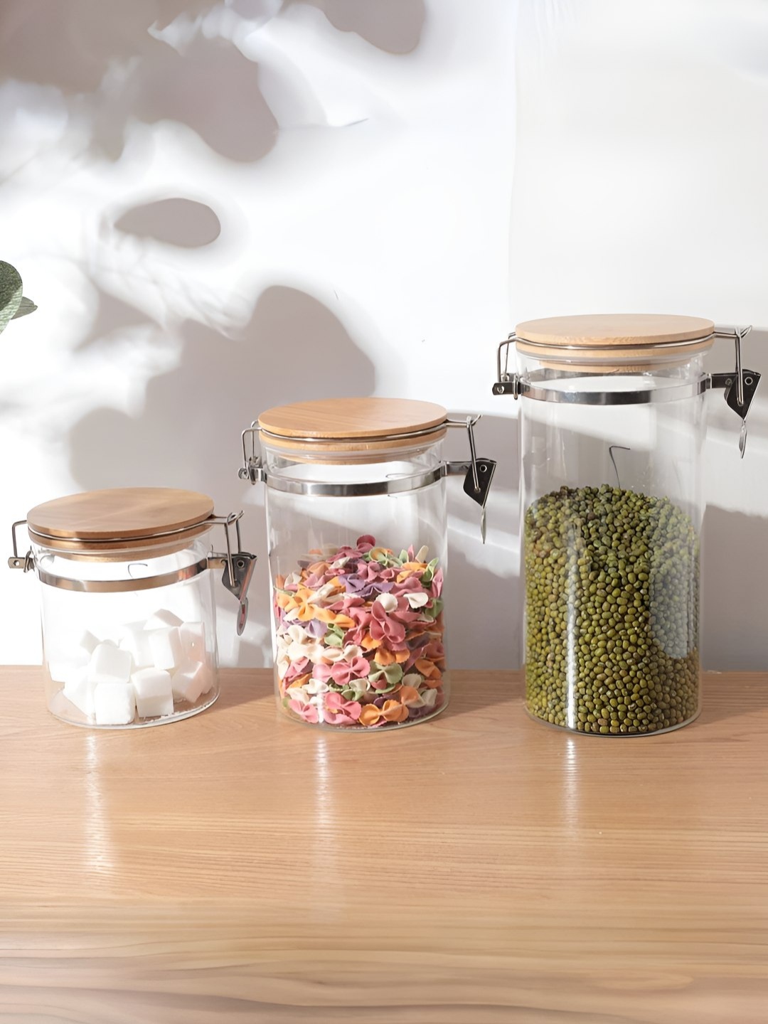 

USHA SHRIRAM 3 Pieces Borosilicate Containers with Wooden Lid, Transparent