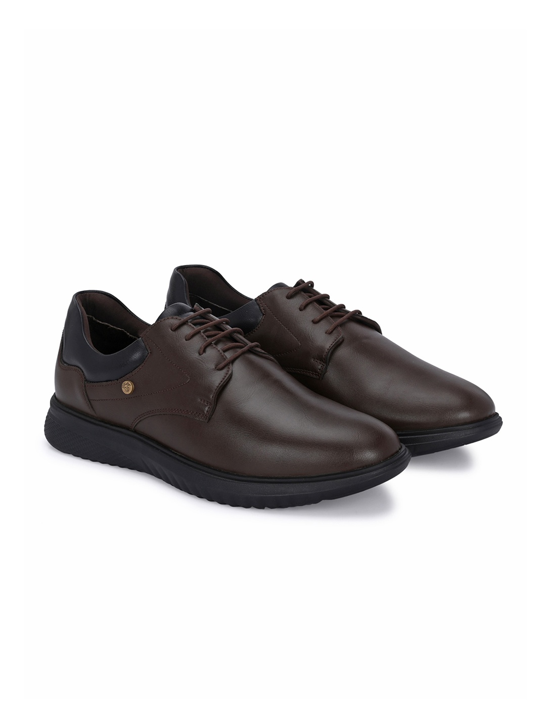 

Delize Men Lightweight Lace Up Derbys, Brown