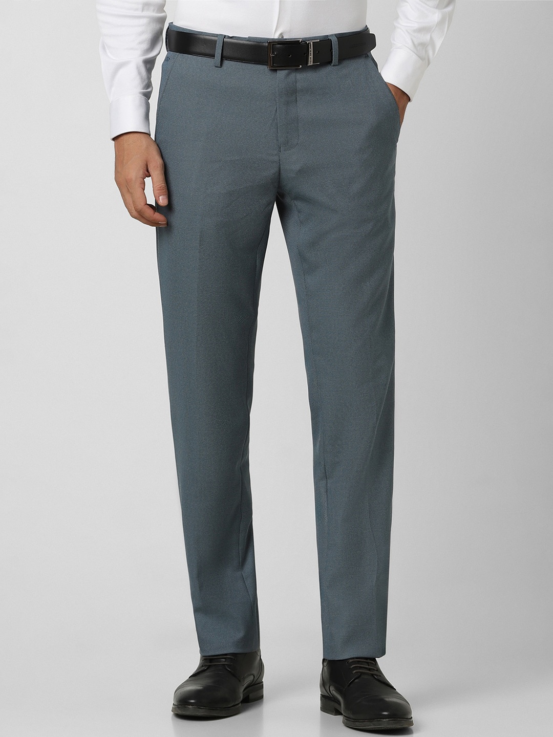 

Peter England Men Textured Slim Fit Formal Trousers, Grey