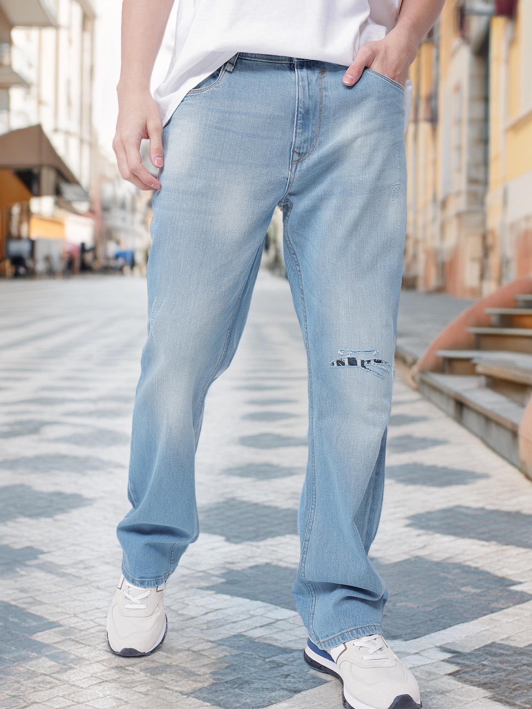 

The Roadster Life Co. Men Vintage Vibes Relaxed Jeans, Blue