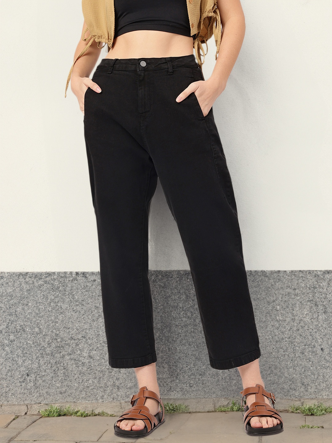 

The Roadster Life Co. Women Retro Chill Boyfriend Jeans, Black