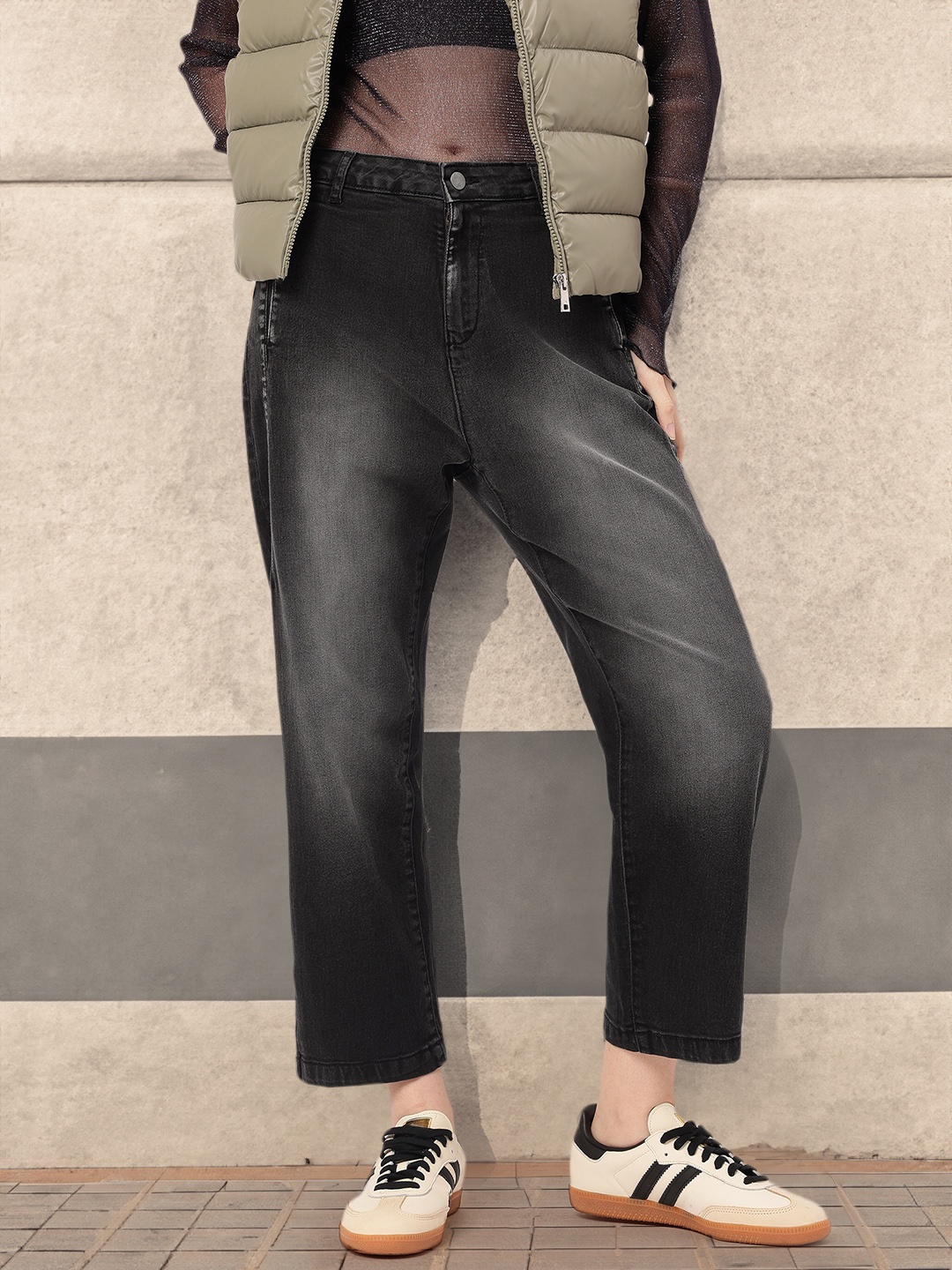 

The Roadster Life Co. Women Boyfriend Fit Revival Jeans, Black