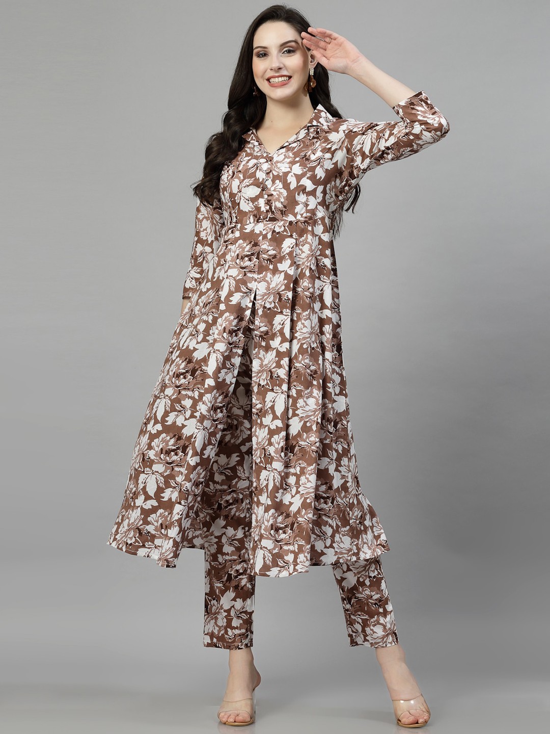 

NEW STYLISH Floral Printed Regular Pure Cotton A-Line Kurta with Trousers, Coffee brown