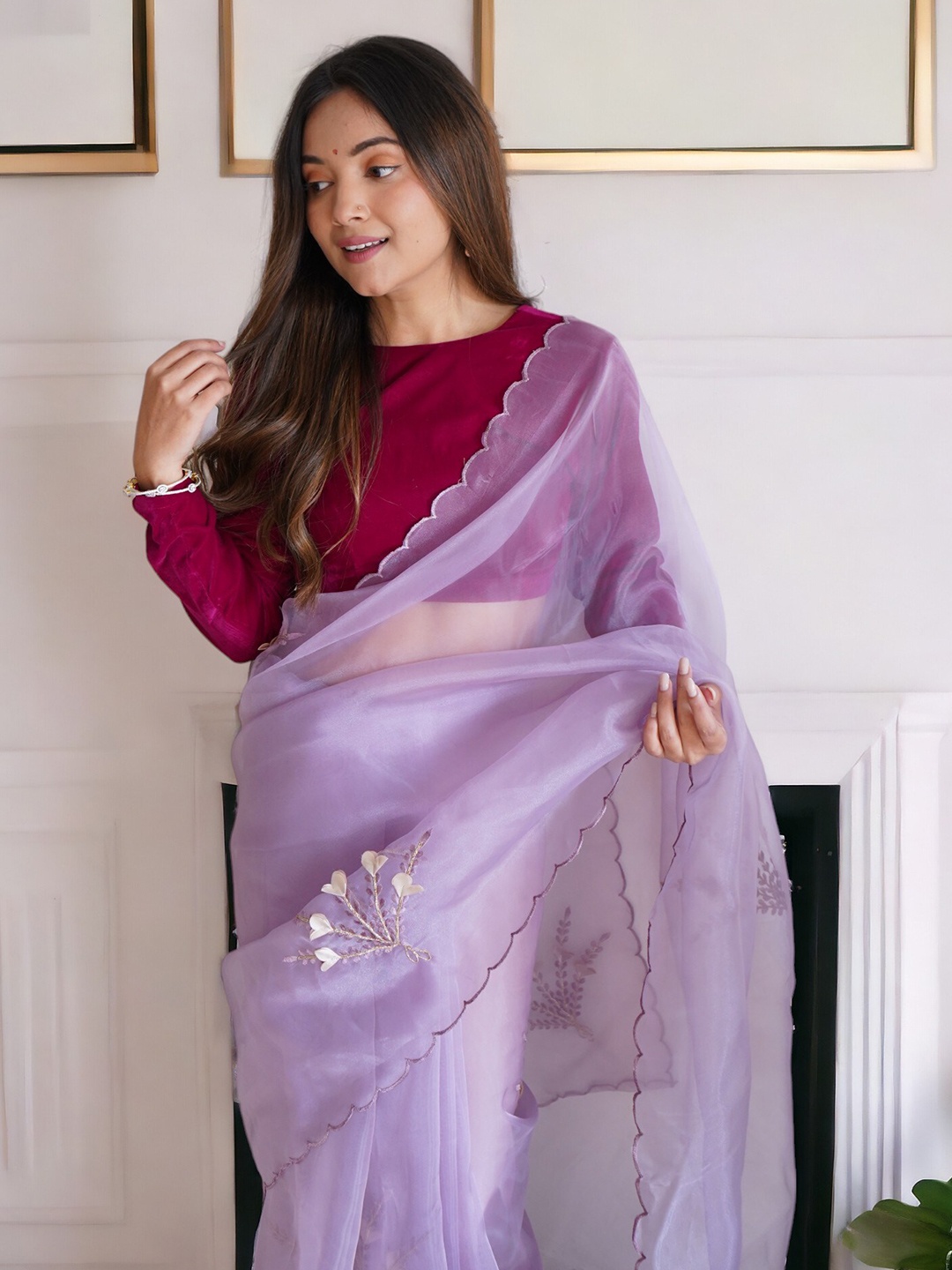

Vastrasky Global Floral Sequinned Organza Saree, Lavender