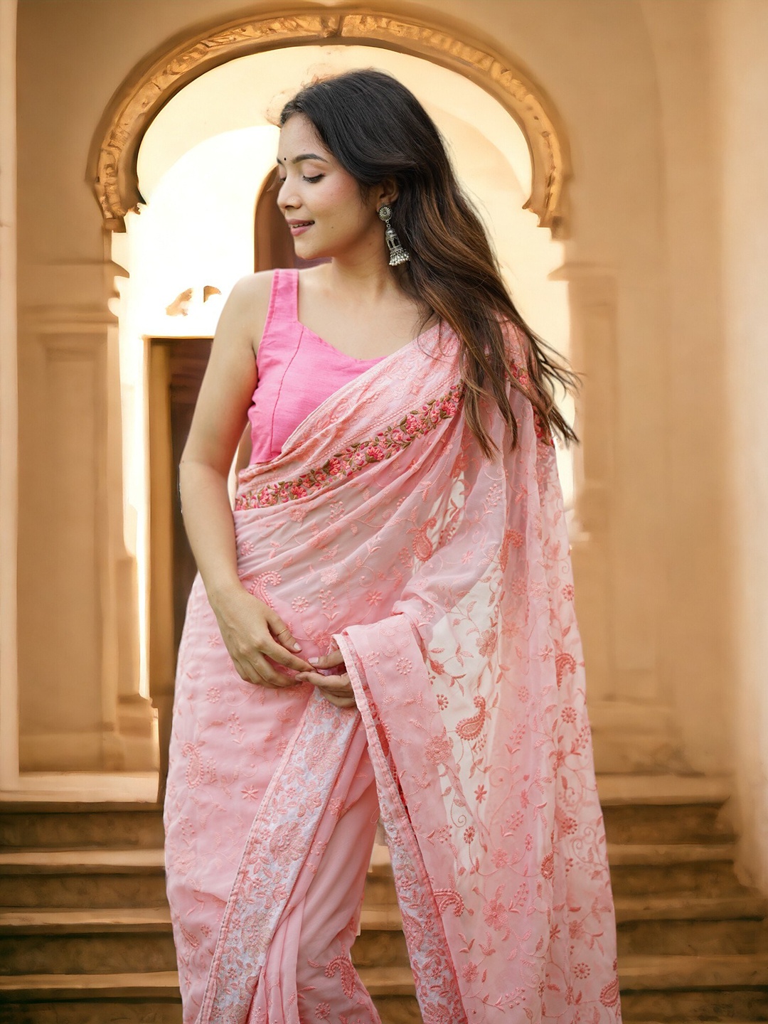 

Vastrasky Global Ethnic Motifs Embroidered Organza Saree, Pink