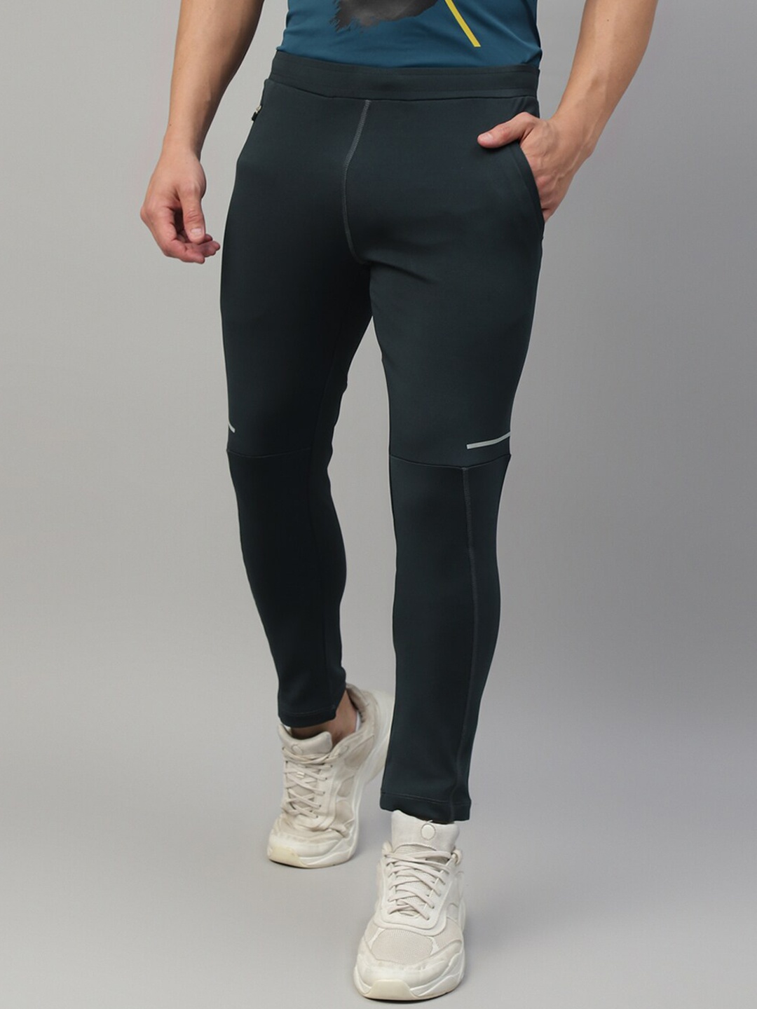 

DIDA Men Light Weight Dry-Fit Active Performance Boost Training Track Pants, Olive