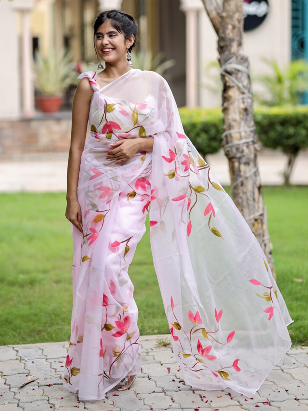 

DiraByDimple Floral Organza Saree, Pink