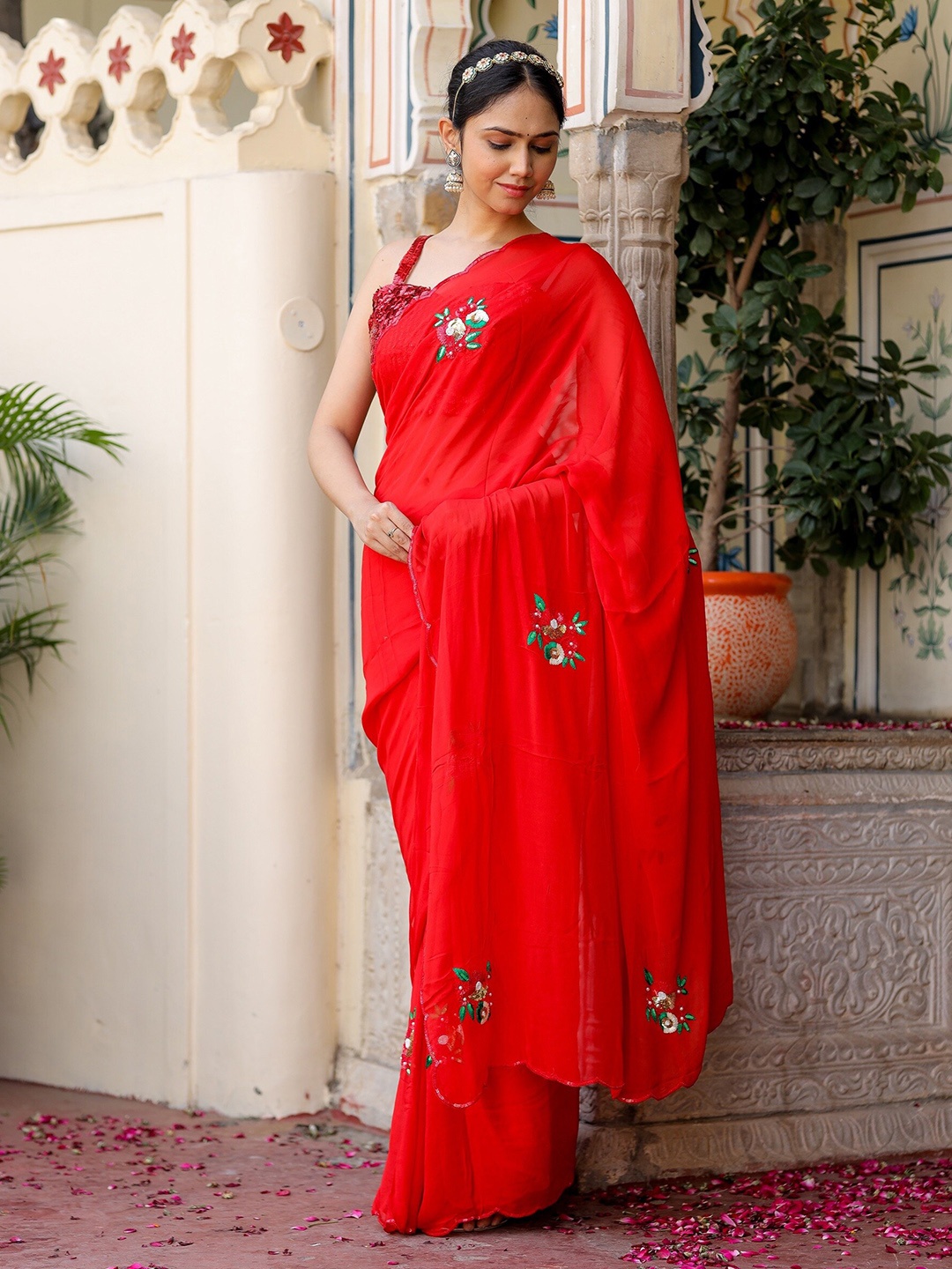 

DiraByDimple Ethnic Motifs Pure Chiffon Saree, Red
